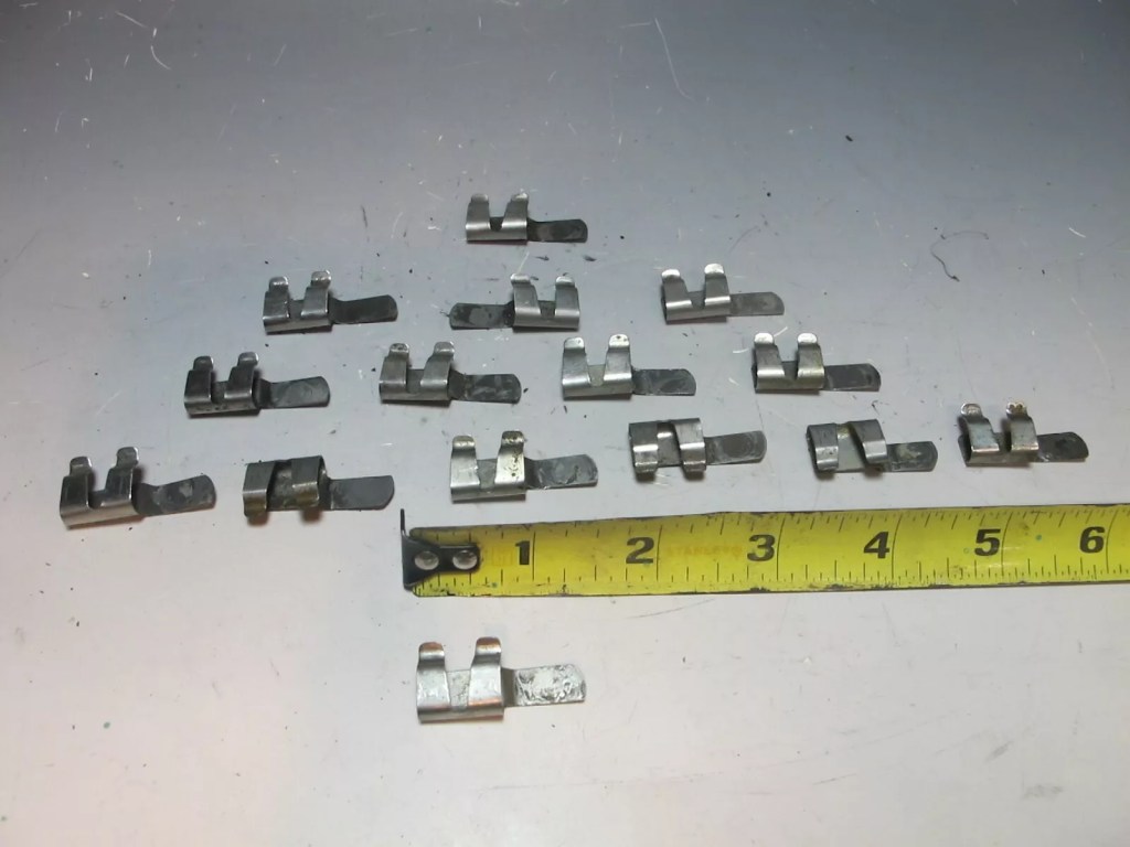 Evinrude Johnson Clip Spring Link 0305988 305988 0316362 316362 ............----