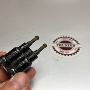 Johnson Evinrude Dual Line Fuel Connector Pressurized Tank USED 375587 0375587