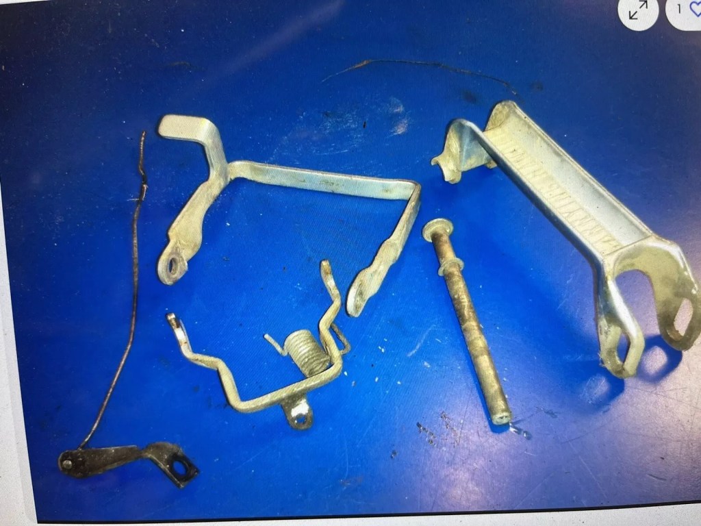 johnson evinrude 9.5hp sportwin 0310098 310098 link bracket handle pin
