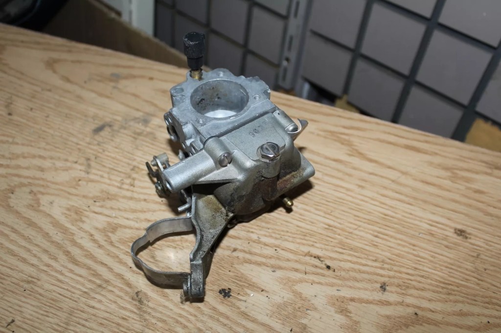 Evinrude Johnson 30hp Carburetor Used and Cleaned Free Shipping