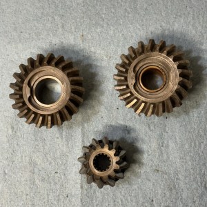 Johnson / Evinrude 25HP gear set 375861