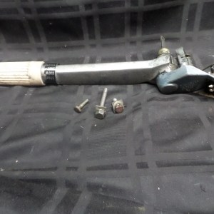 1965 EVINRUDE 9522C 9.5HP TILLER STEERING HANDLE 379166 OUTBOARD MOTOR JOHNSON